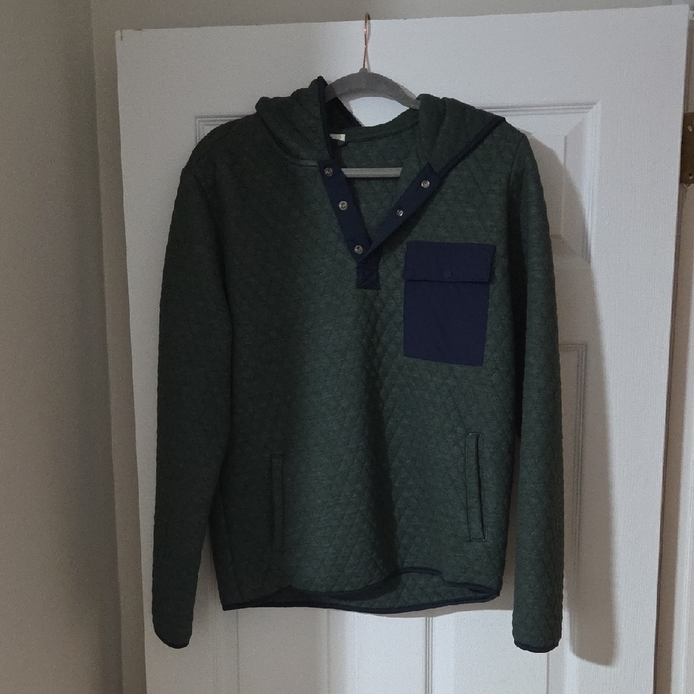 Marine Layer Green Quilted Hoodie with Navy Accents